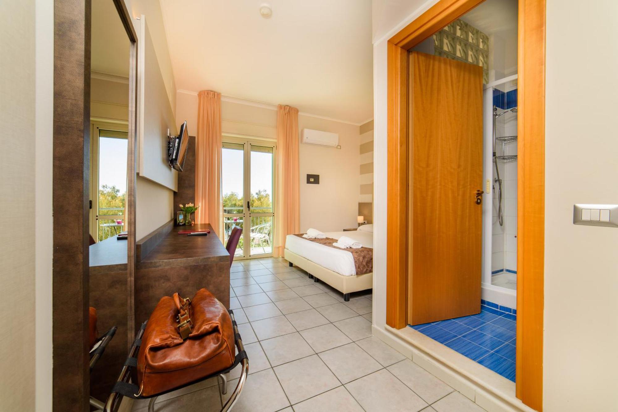 Hotel Tirreno Sapri Εξωτερικό φωτογραφία