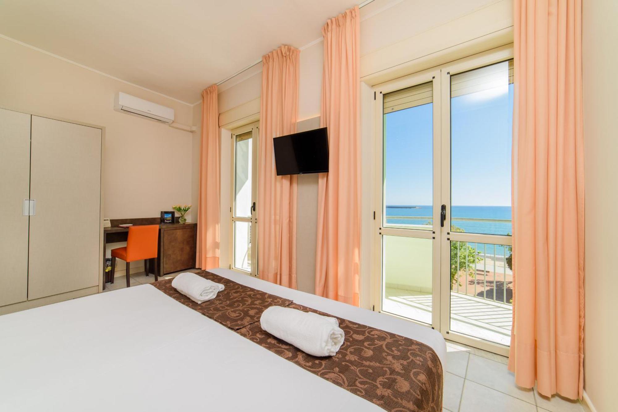 Hotel Tirreno Sapri Εξωτερικό φωτογραφία