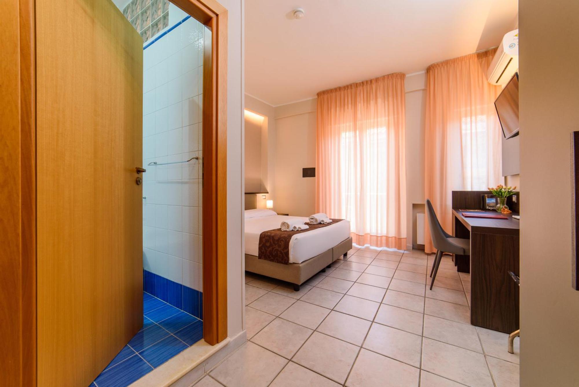 Hotel Tirreno Sapri Εξωτερικό φωτογραφία