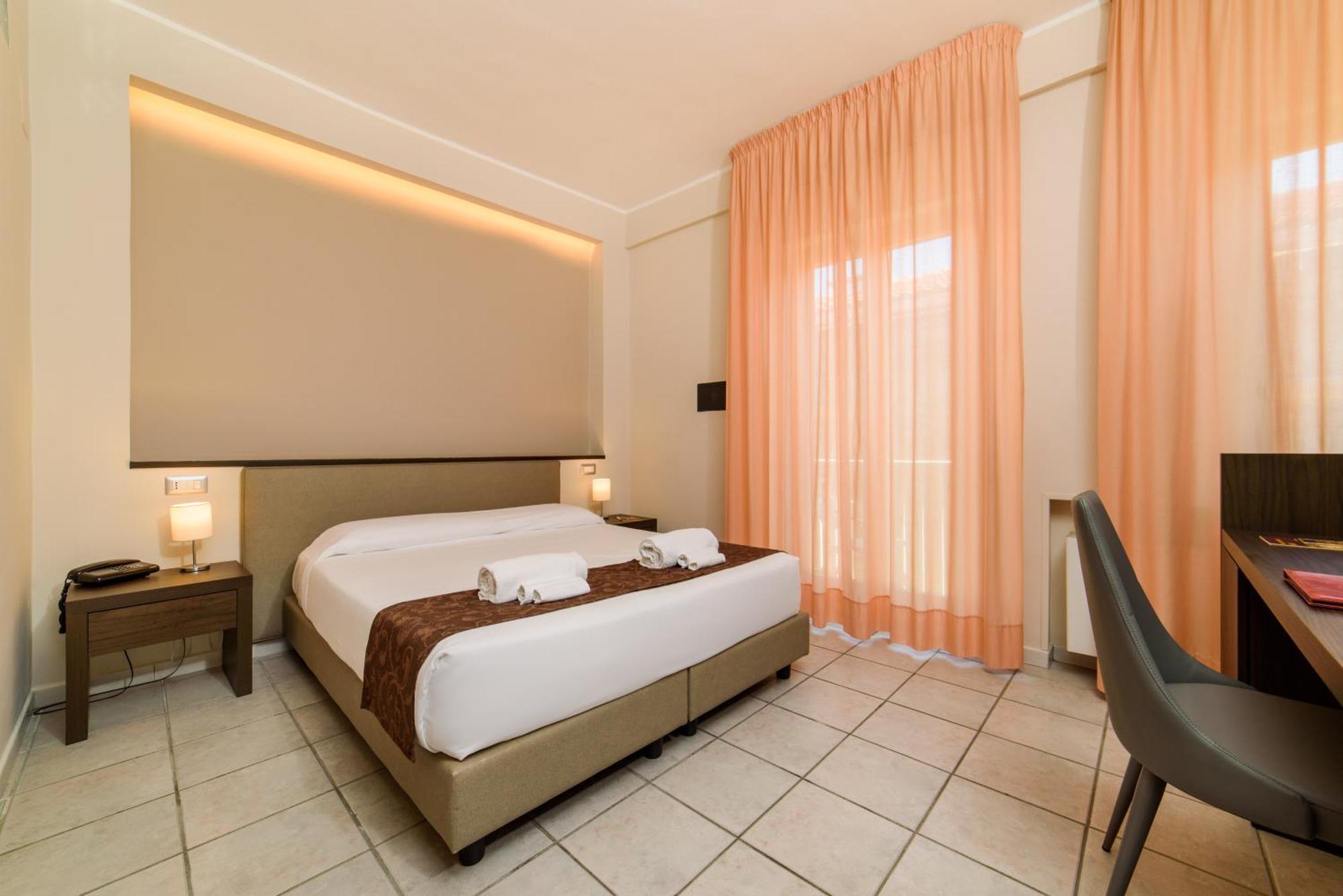 Hotel Tirreno Sapri Εξωτερικό φωτογραφία
