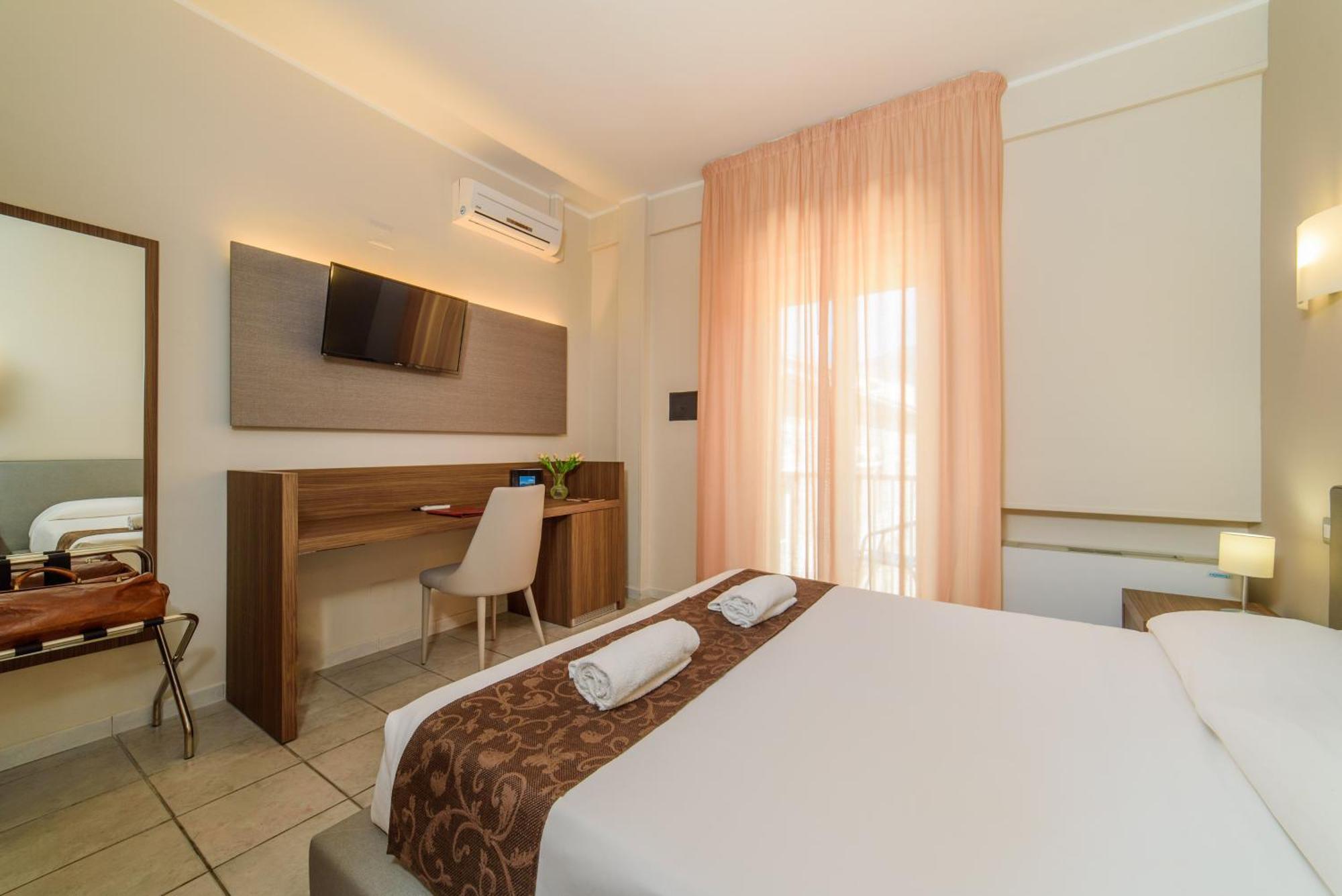 Hotel Tirreno Sapri Εξωτερικό φωτογραφία